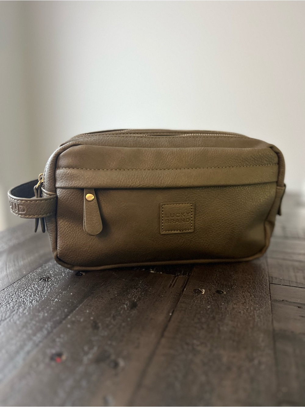 Lucky Brand Olive Green Leather Dopp Kit